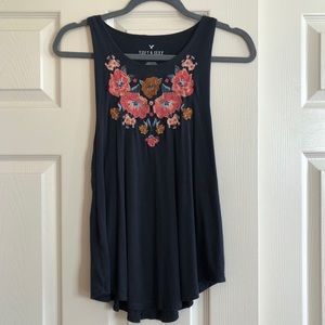 American Eagle Navy Tank-Top with Flowers Size S
